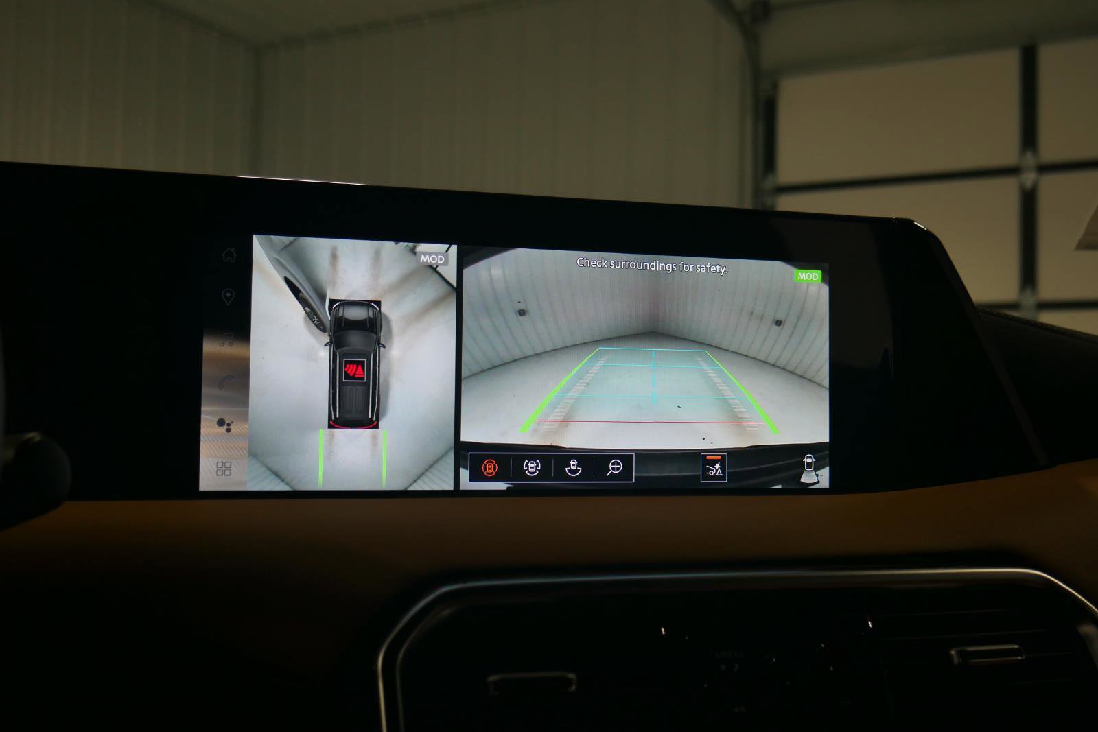 New 2026 Nissan Armada SL image 23