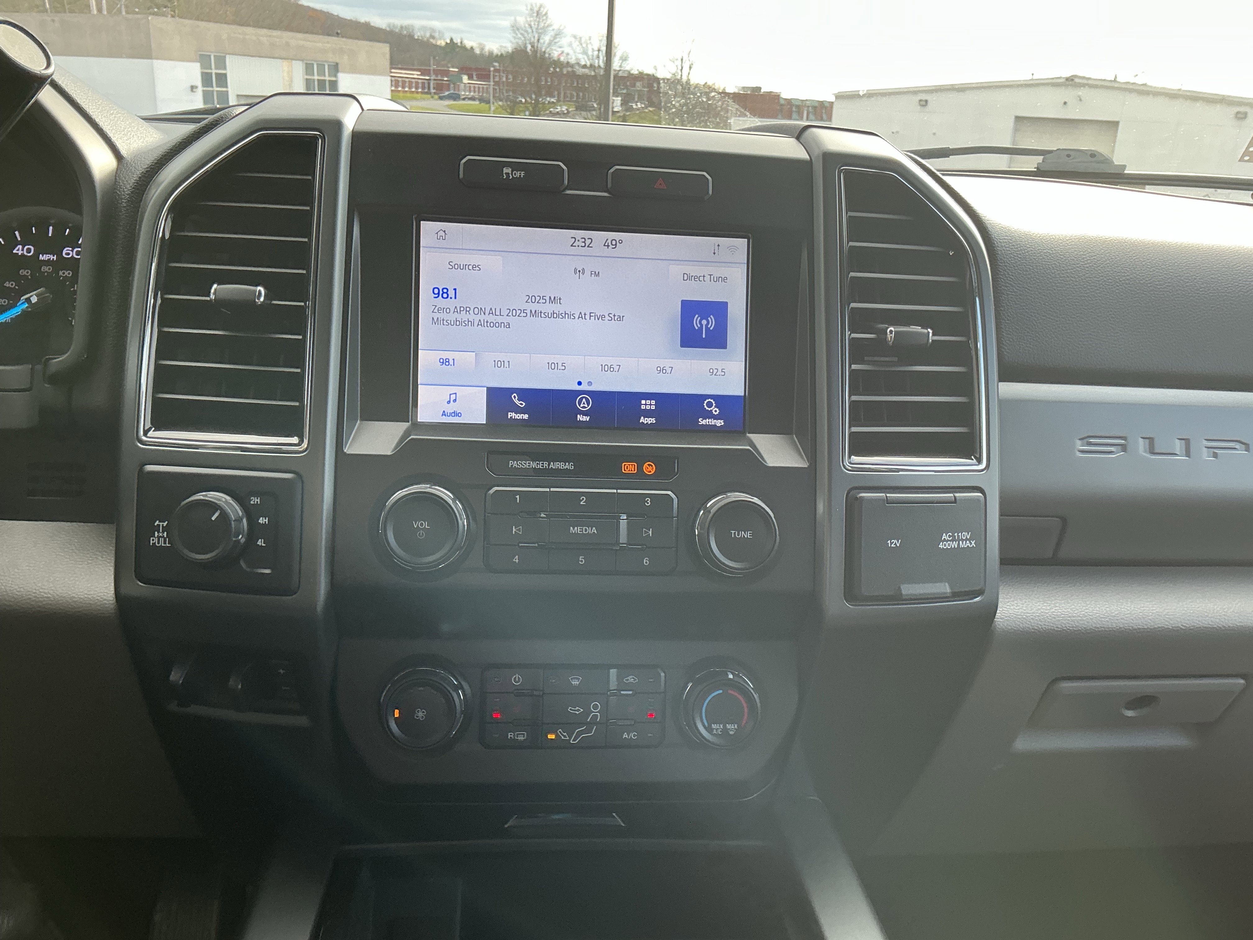 Used 2021 Ford F350 XLT w/ XLT Premium Package image 15