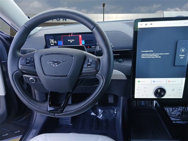 Used 2022 Ford Mustang Mach-E Premium image 10