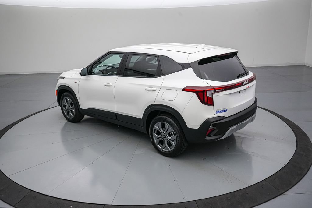 Used 2026 Kia Seltos LX FWD image 7