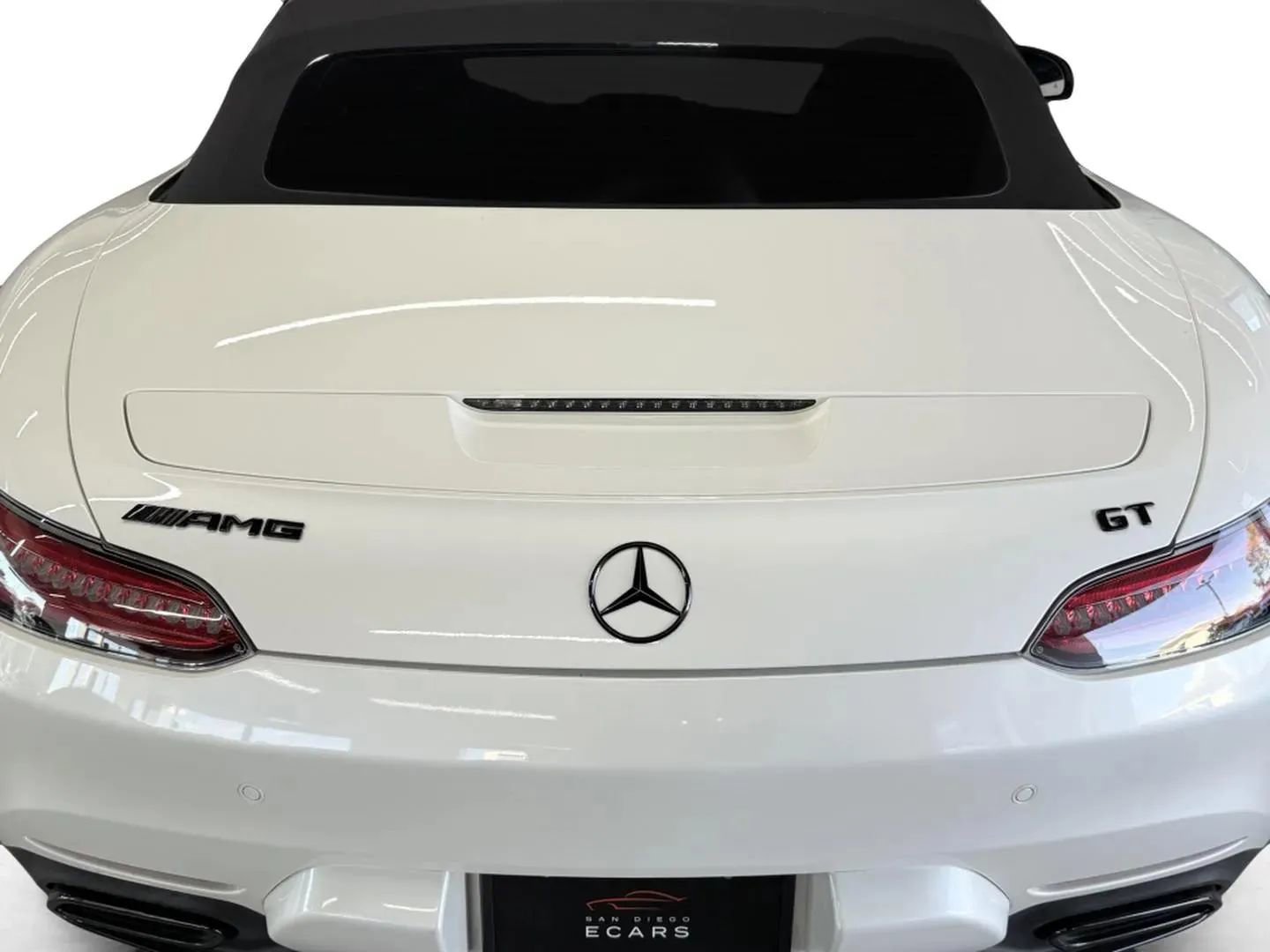 Used 2018 Mercedes-Benz AMG GT Roadster image 8