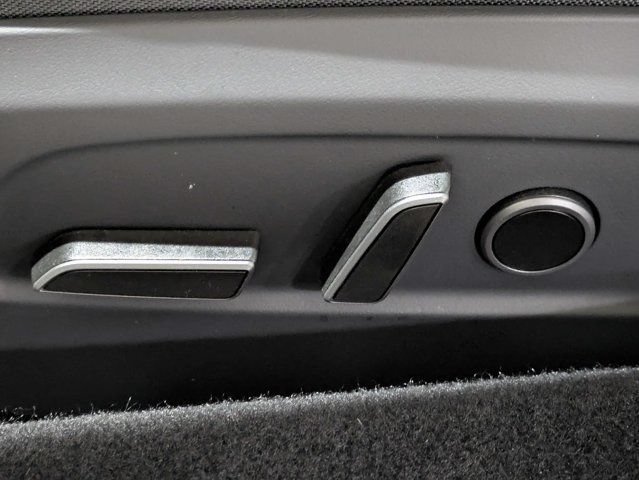 Used 2025 Tesla Model 3 RWD image 18
