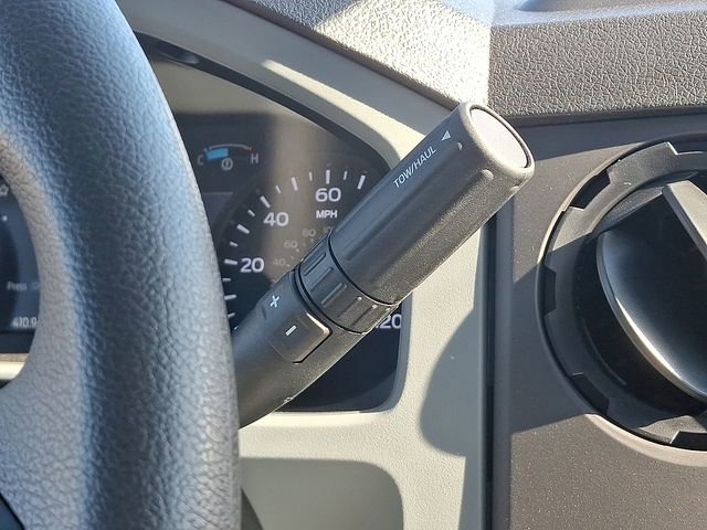 Used 2023 Ford F650 2WD Regular Cab Super Duty image 13