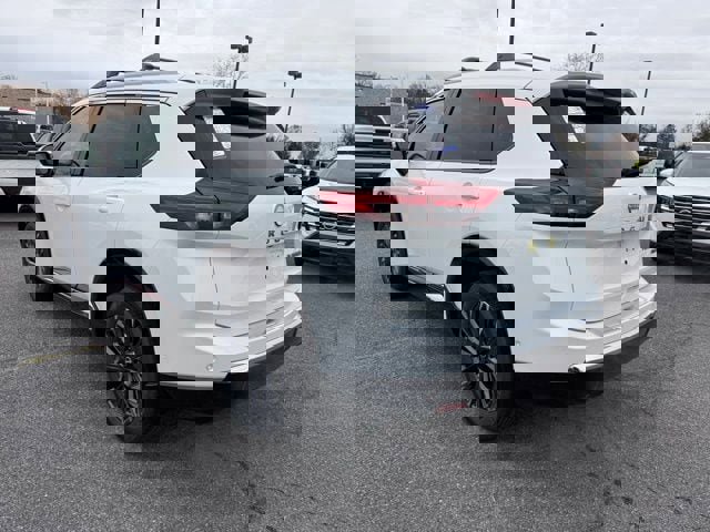 New 2026 Nissan Rogue Platinum w/ Platinum Premium Package image 6