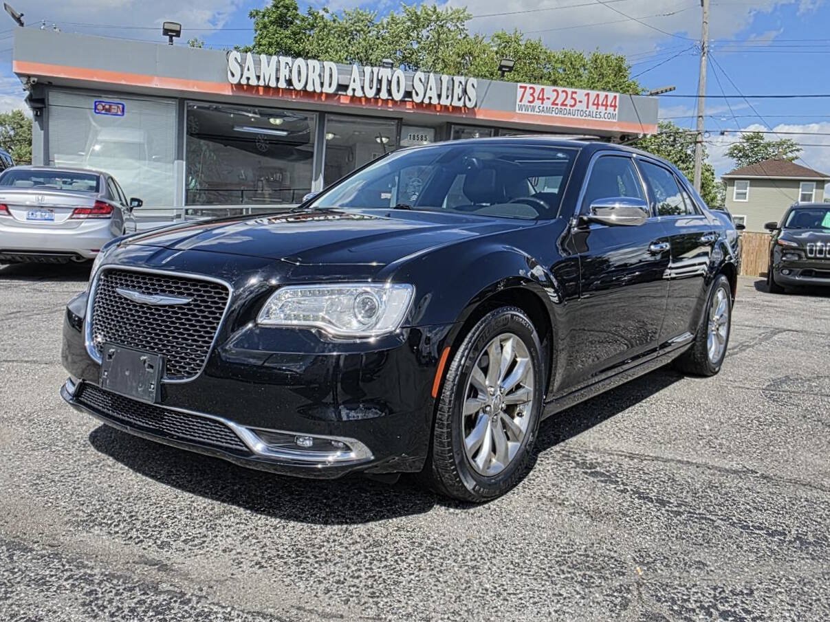 Used 2016 Chrysler 300 C w/ Harman/Kardon Audio Group AWD/4WD image 1
