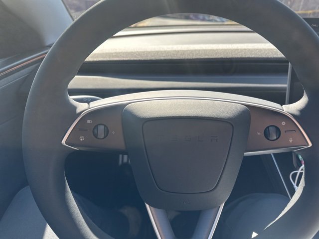 Used 2026 Tesla Model Y Long Range image 12