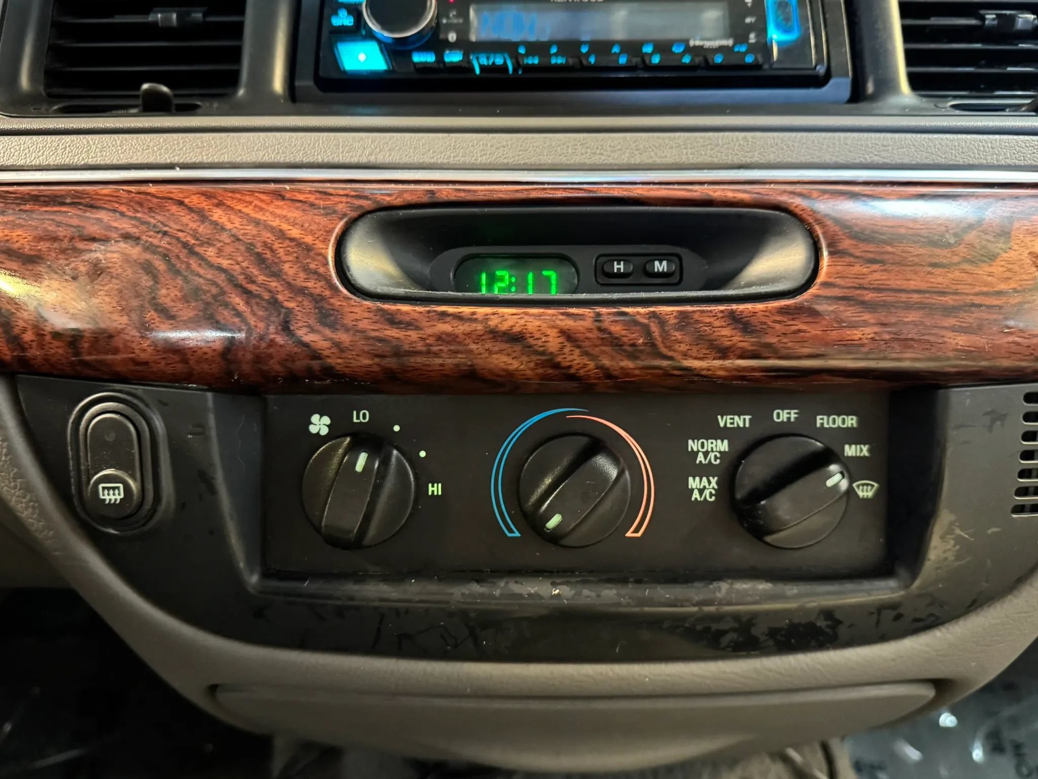 Used 2002 Mercury Grand Marquis GS RWD image 17