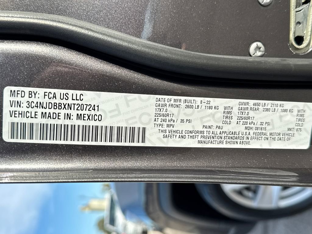 Certified 2022 Jeep Compass Latitude image 37