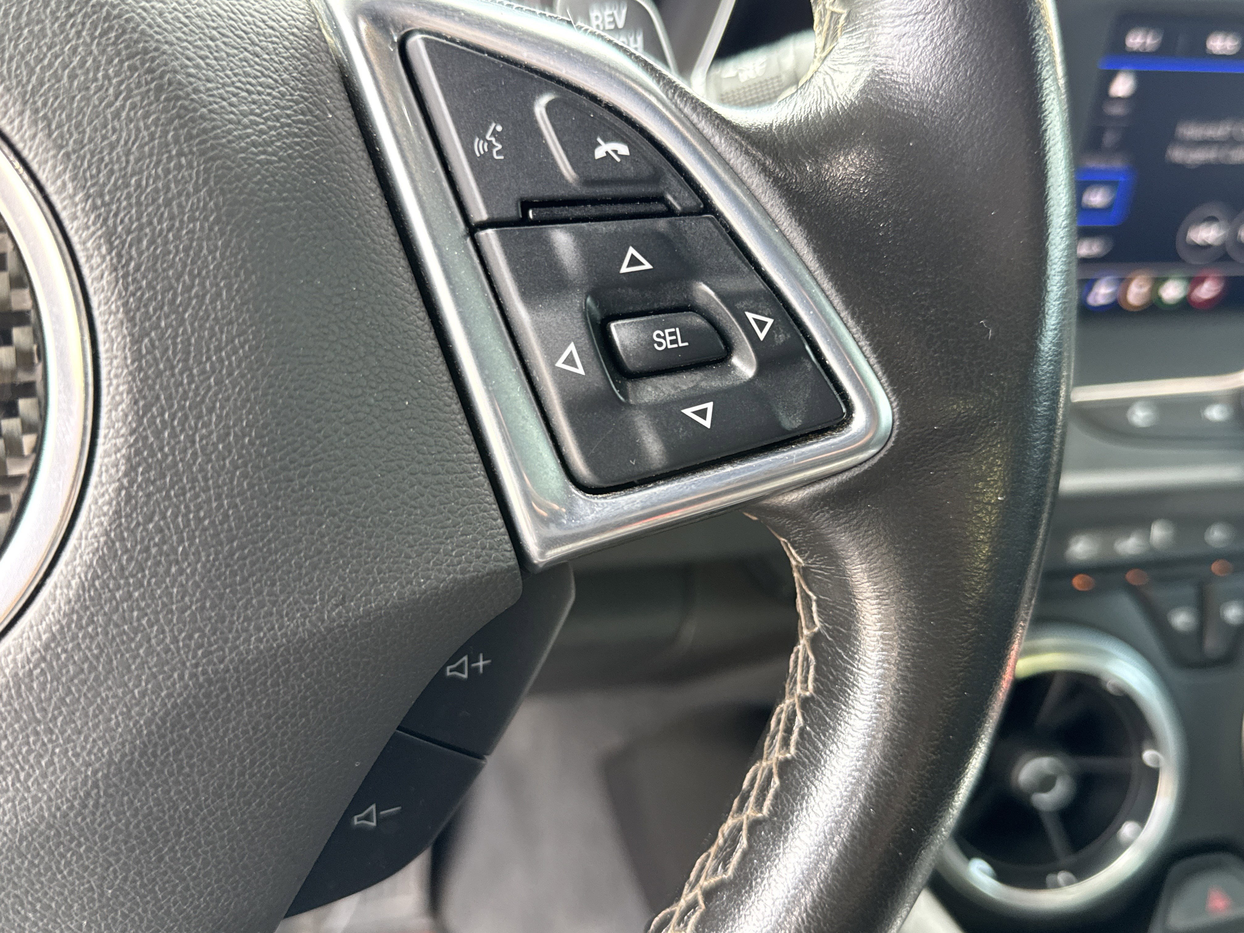 Used 2022 Chevrolet Camaro LT w/ RS Package image 19