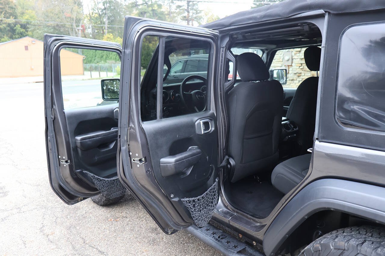 Used 2018 Jeep Wrangler Unlimited Sport S AWD/4WD image 22
