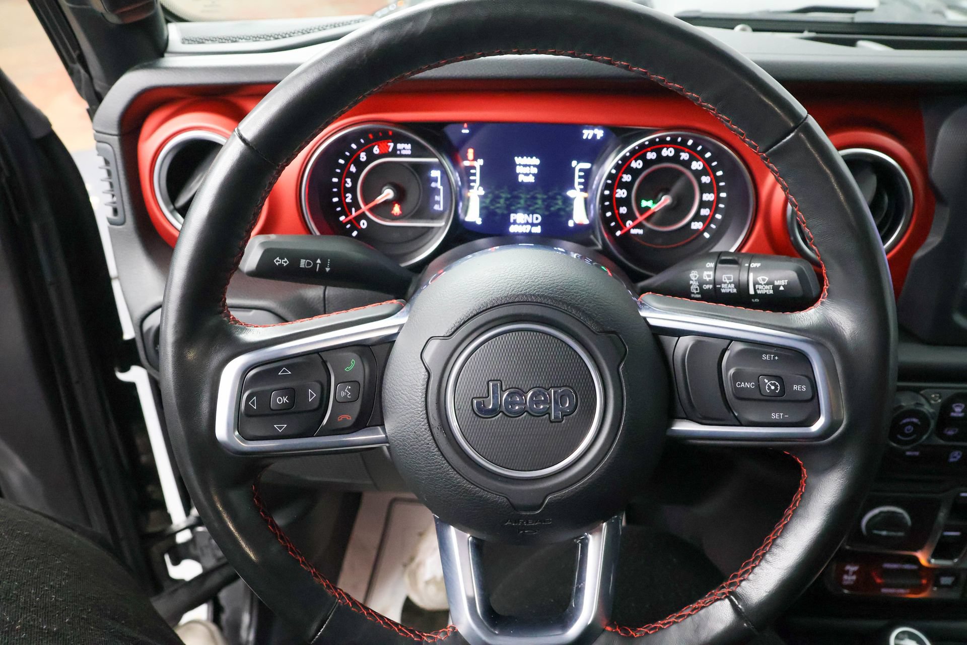 Used 2020 Jeep Wrangler Unlimited Rubicon w/ Cold Weather Group AWD/4WD image 22