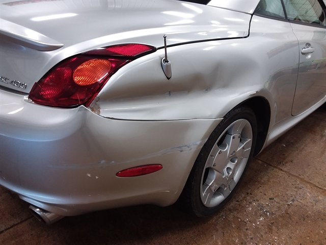 Used 2004 Lexus SC 430 Convertible image 16