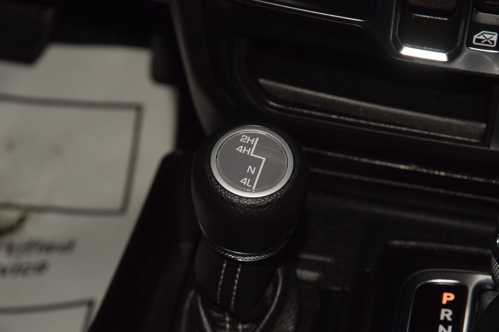 Used 2021 Jeep Wrangler Unlimited Sahara AWD/4WD image 34