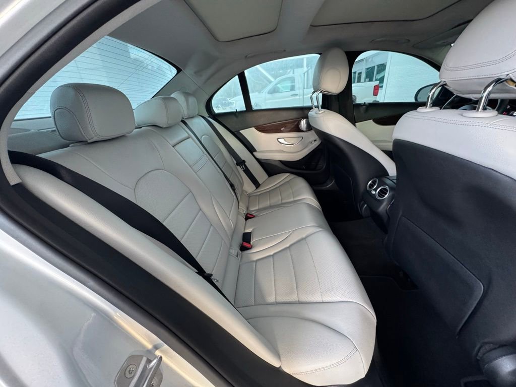 Used 2018 Mercedes-Benz C 300 Sedan image 23
