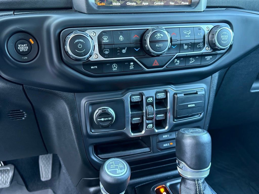 Used 2019 Jeep Wrangler Unlimited Sahara w/ Quick Order Package 24M Moab image 25