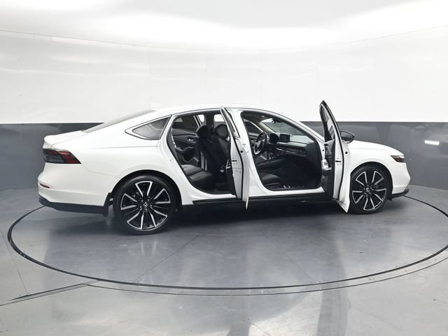 Used 2025 Honda Accord Touring image 40