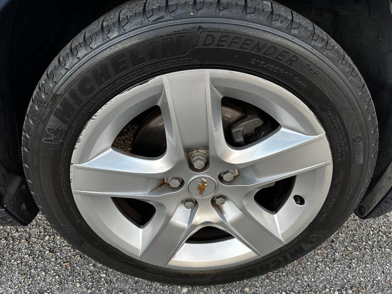 Used 2011 Chevrolet Malibu LS FWD image 16