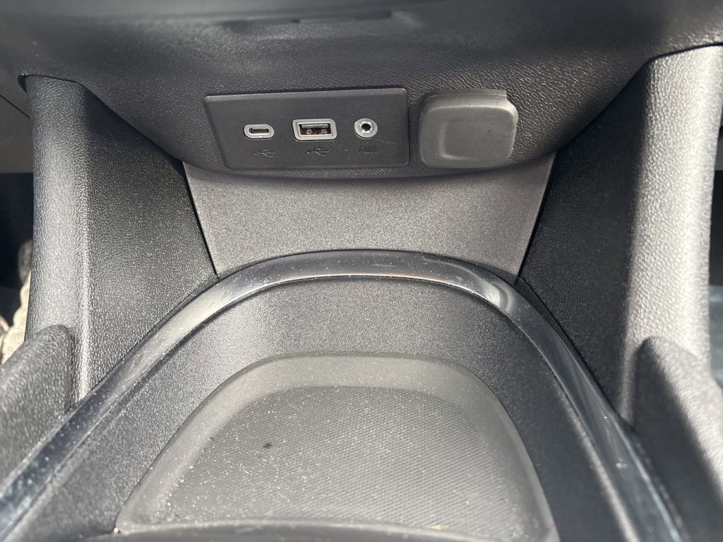 Used 2024 Chevrolet Malibu LT image 27