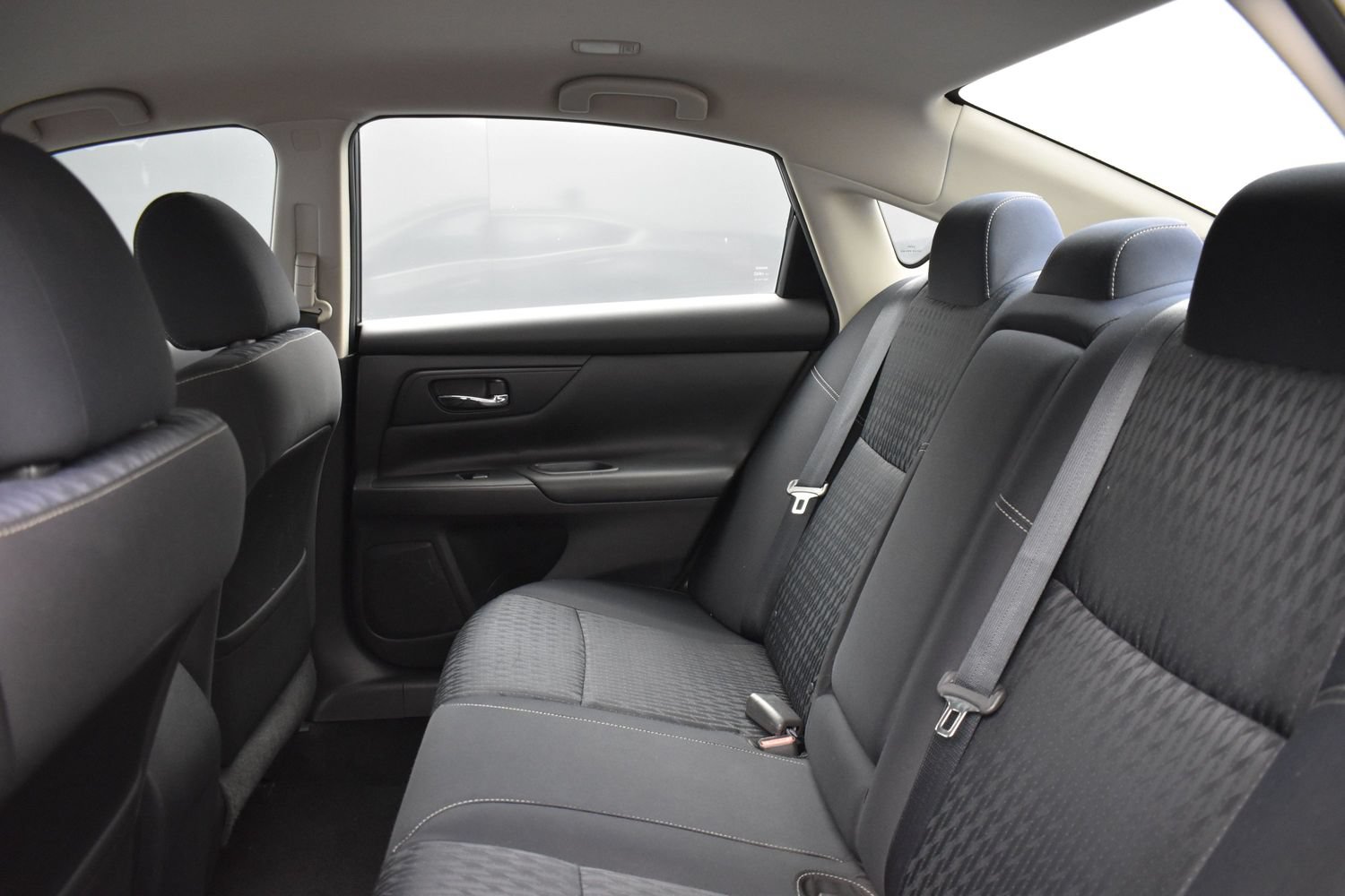 Used 2017 Nissan Altima 2.5 S w/ Power Driver Seat Package FWD image 8