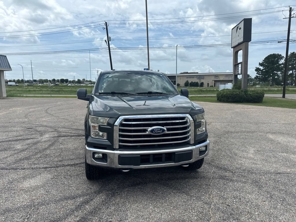 Used 2015 Ford F150 XLT w/ Equipment Group 302A Luxury AWD/4WD image 3