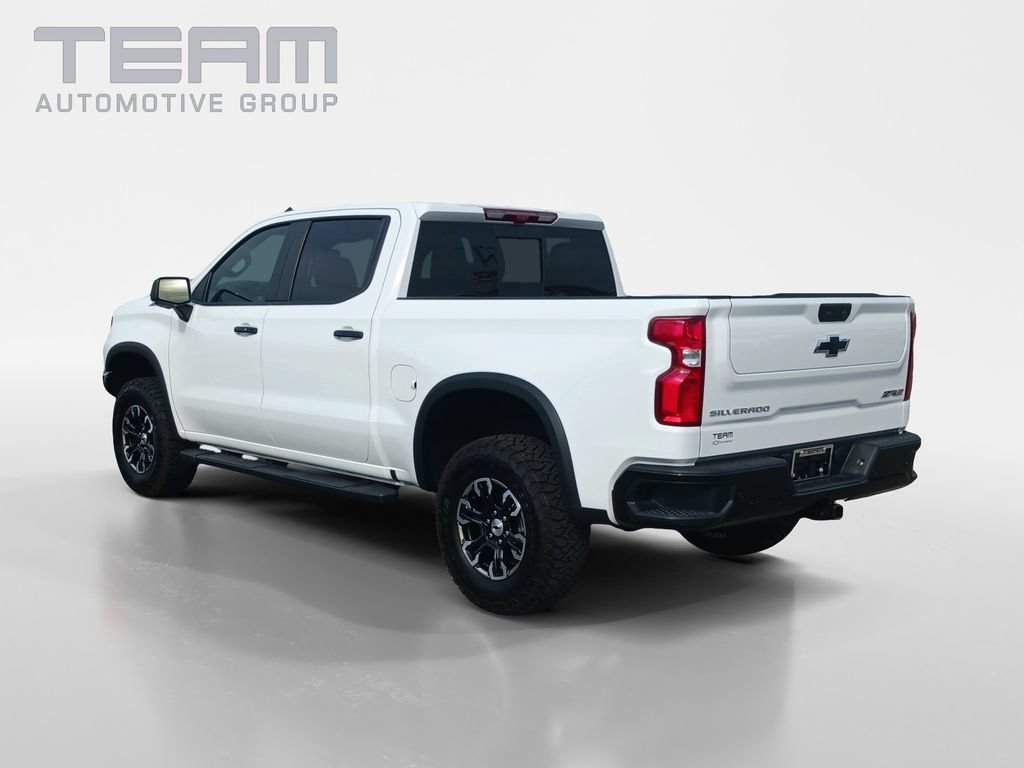 Used 2025 Chevrolet Silverado 1500 ZR2 w/ Technology Package AWD/4WD image 5