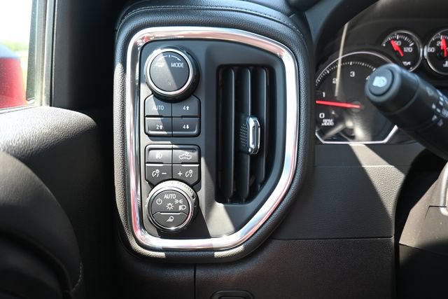 Used 2022 Chevrolet Silverado 2500 LTZ w/ LTZ Plus Package AWD/4WD image 40