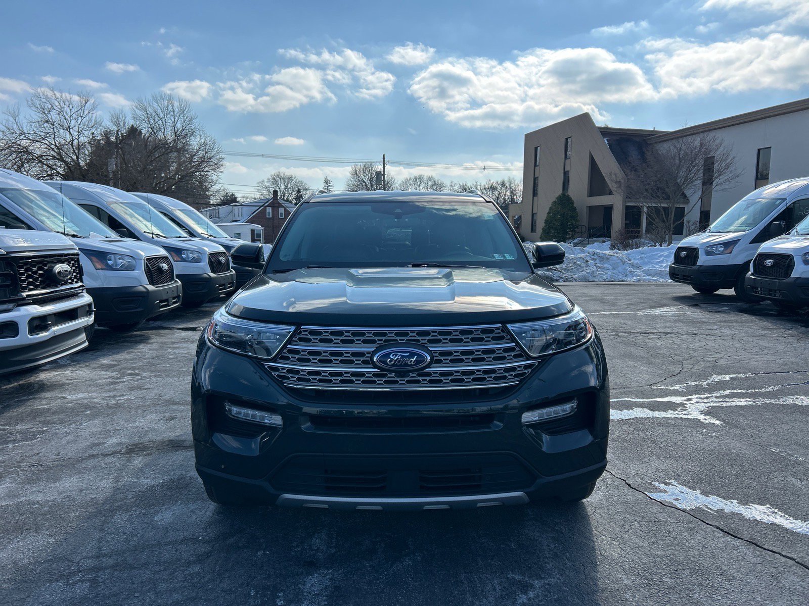 Certified 2023 Ford Explorer Limited image 2