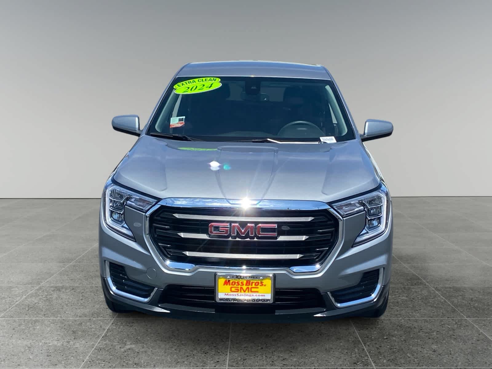 Used 2024 GMC Terrain SLE FWD image 8