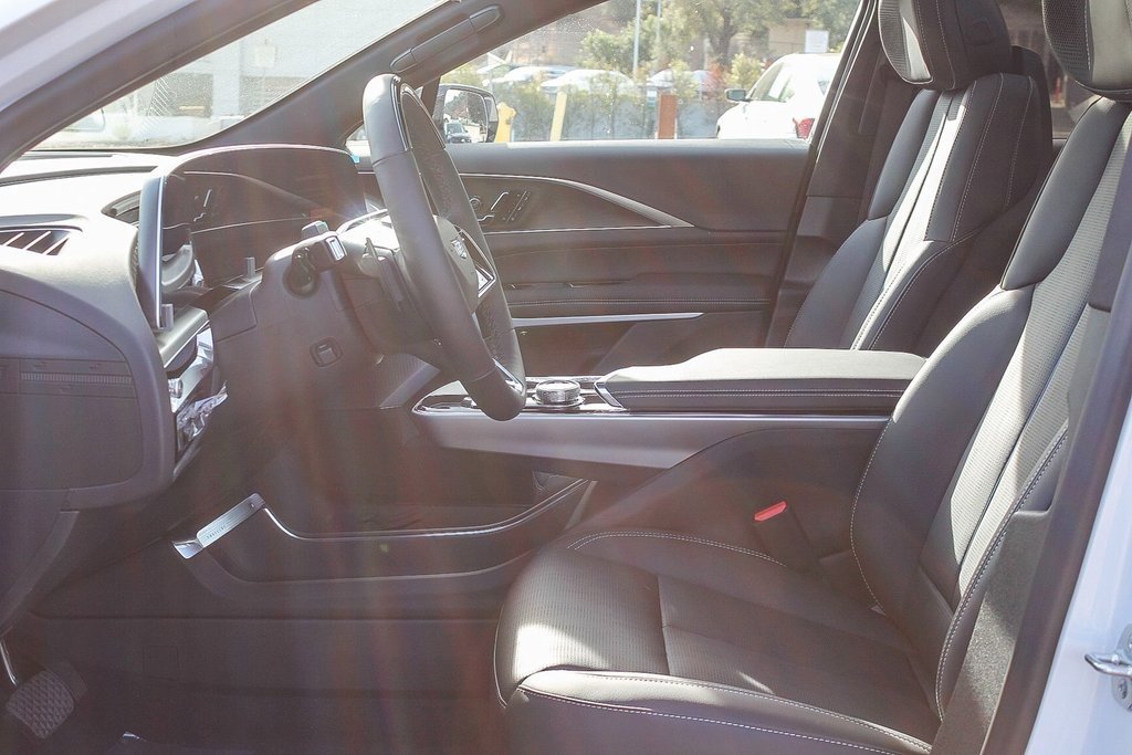 New 2025 Cadillac Lyriq Sport image 20