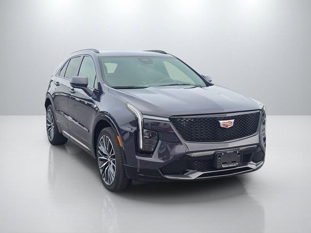 Used 2025 Cadillac XT4 Sport FWD image 4