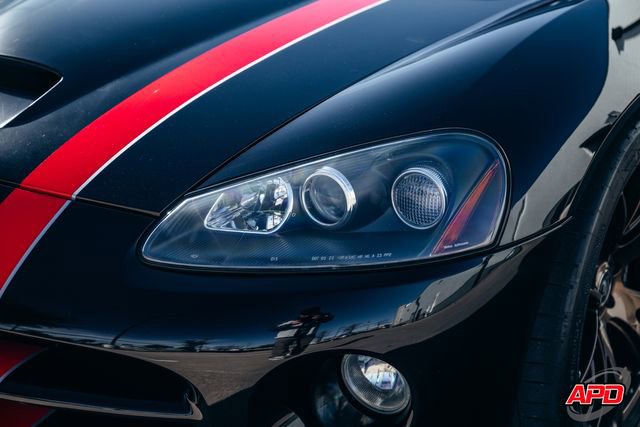 Used 2004 Dodge Viper SRT-10 image 48