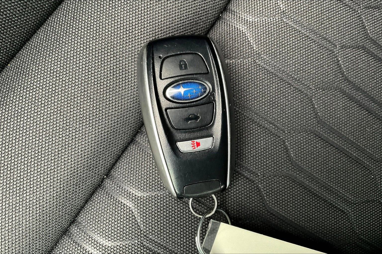 Used 2024 Subaru Impreza 2.0i Sport image 9