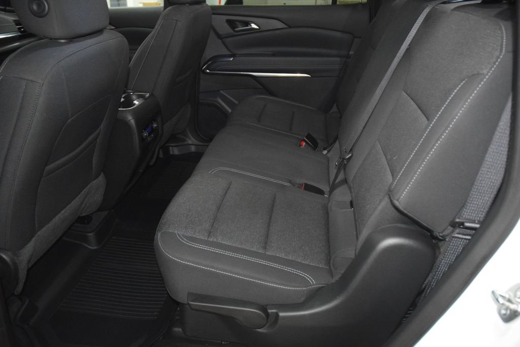 Used 2024 Chevrolet Traverse LS w/ LPO, Floor Liner Package AWD/4WD image 39