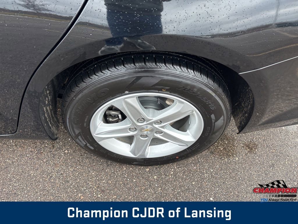 Used 2023 Chevrolet Malibu LT image 5