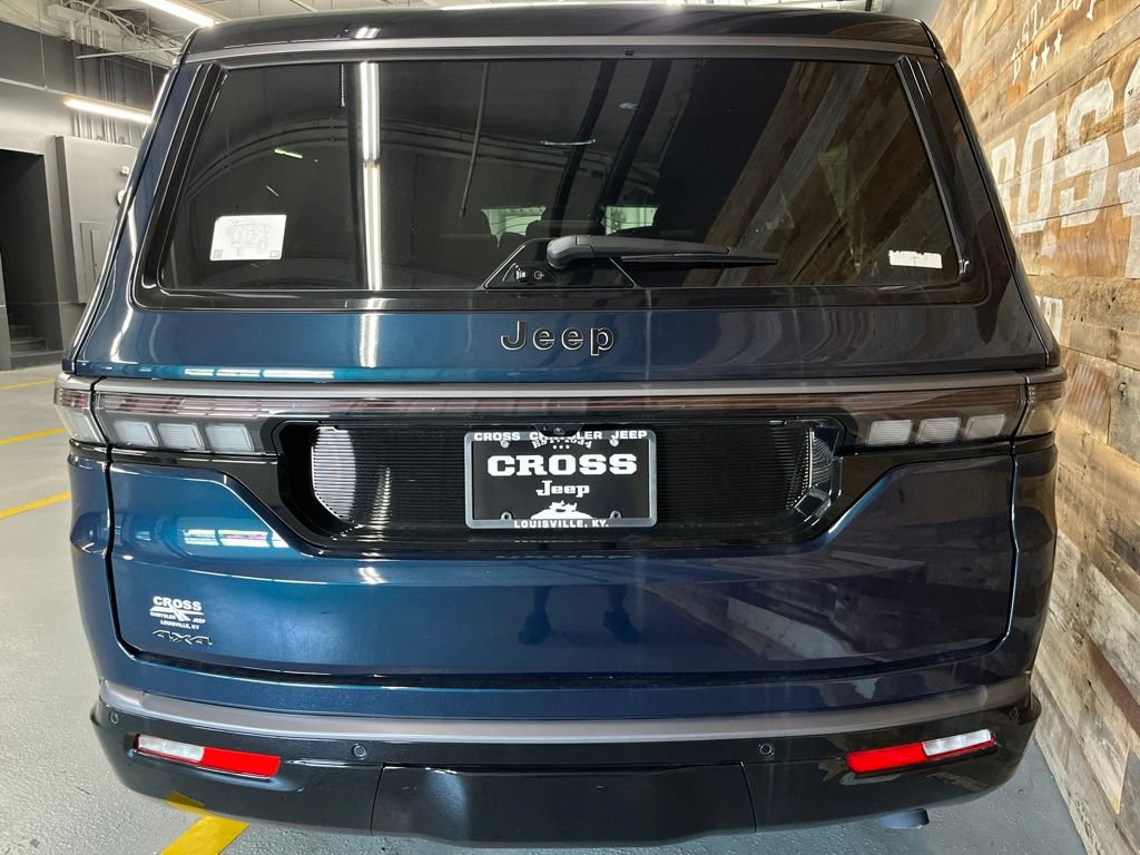 New 2026 Jeep Grand Wagoneer Summit w/ Premium Group III AWD/4WD image 21