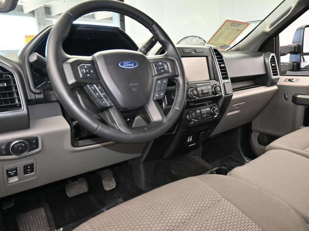 Used 2018 Ford F150 XLT w/ Equipment Group 302A Luxury image 14