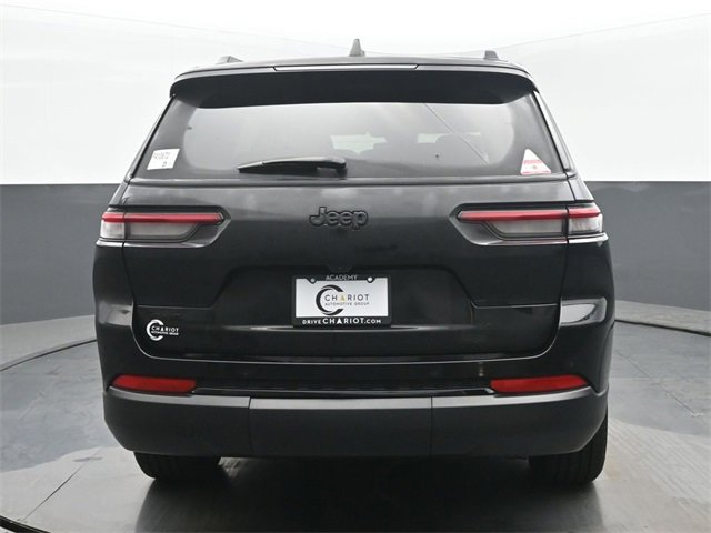 Used 2024 Jeep Grand Cherokee L Altitude image 5