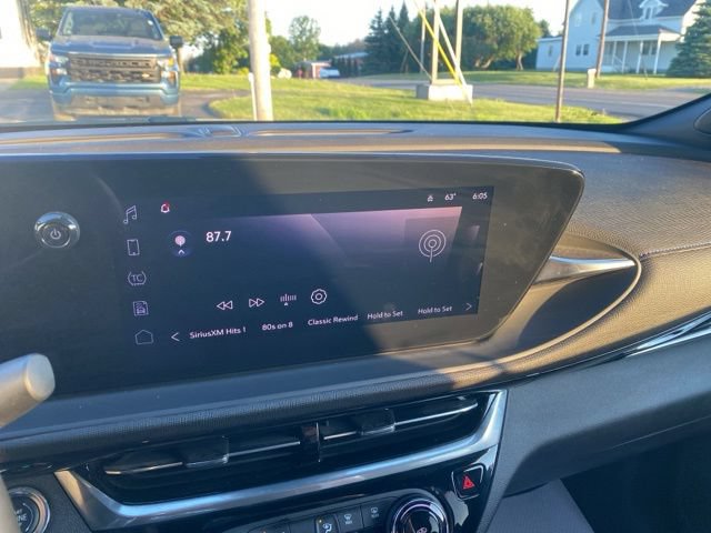 Used 2024 Buick Envista Sport Touring w/ Experience Buick Package FWD image 12