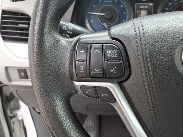 Used 2020 Toyota Sienna L FWD image 16