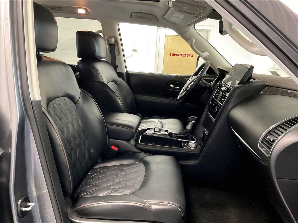 Used 2023 Nissan Armada Platinum w/ Cargo Package AWD/4WD image 11