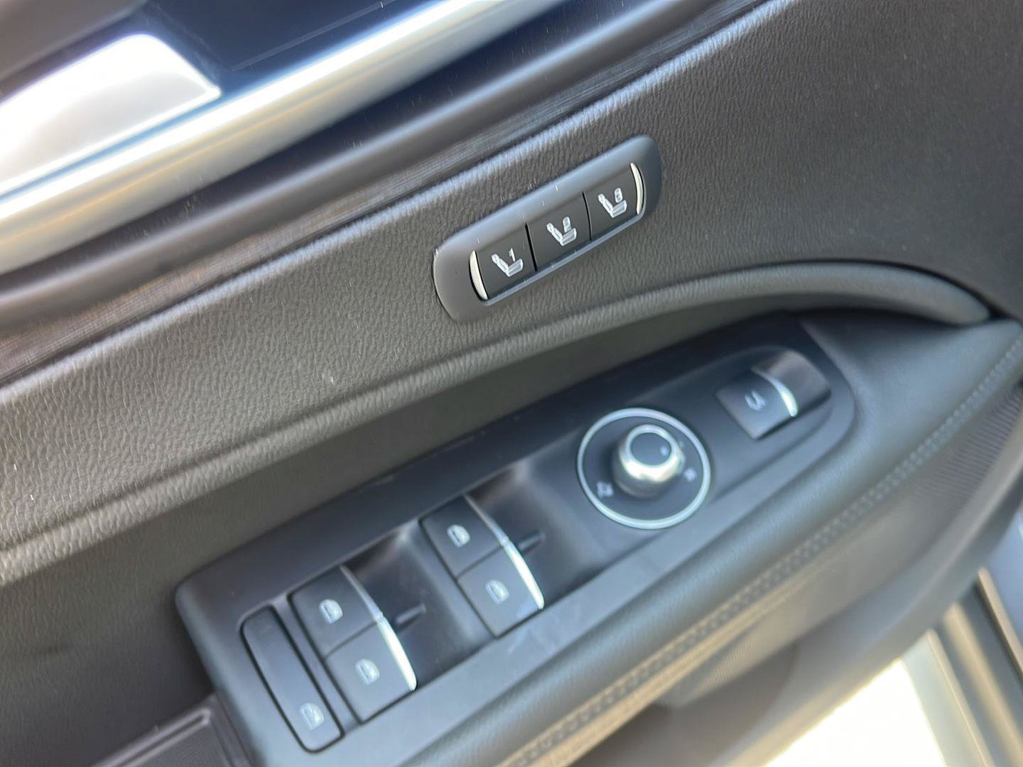 Used 2023 Alfa Romeo Stelvio Sprint AWD/4WD image 17
