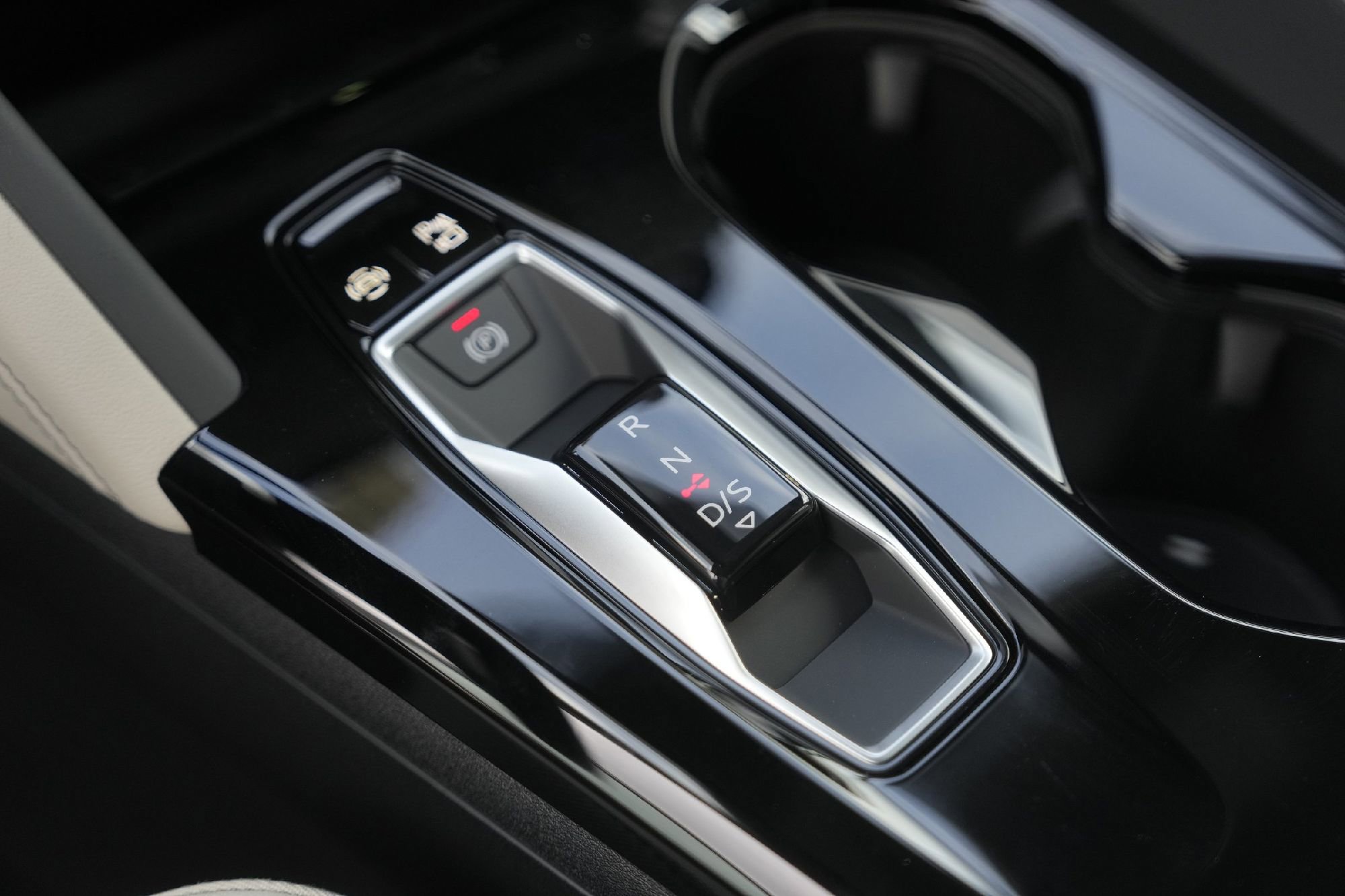 New 2025 Audi Q5 Premium image 11