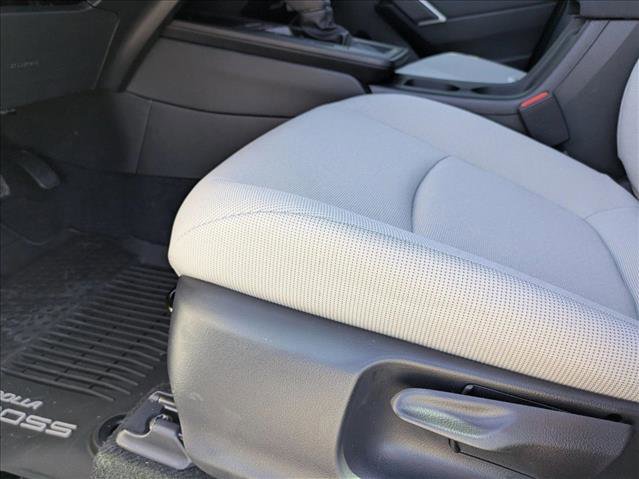 New 2026 Toyota Corolla Cross L image 4