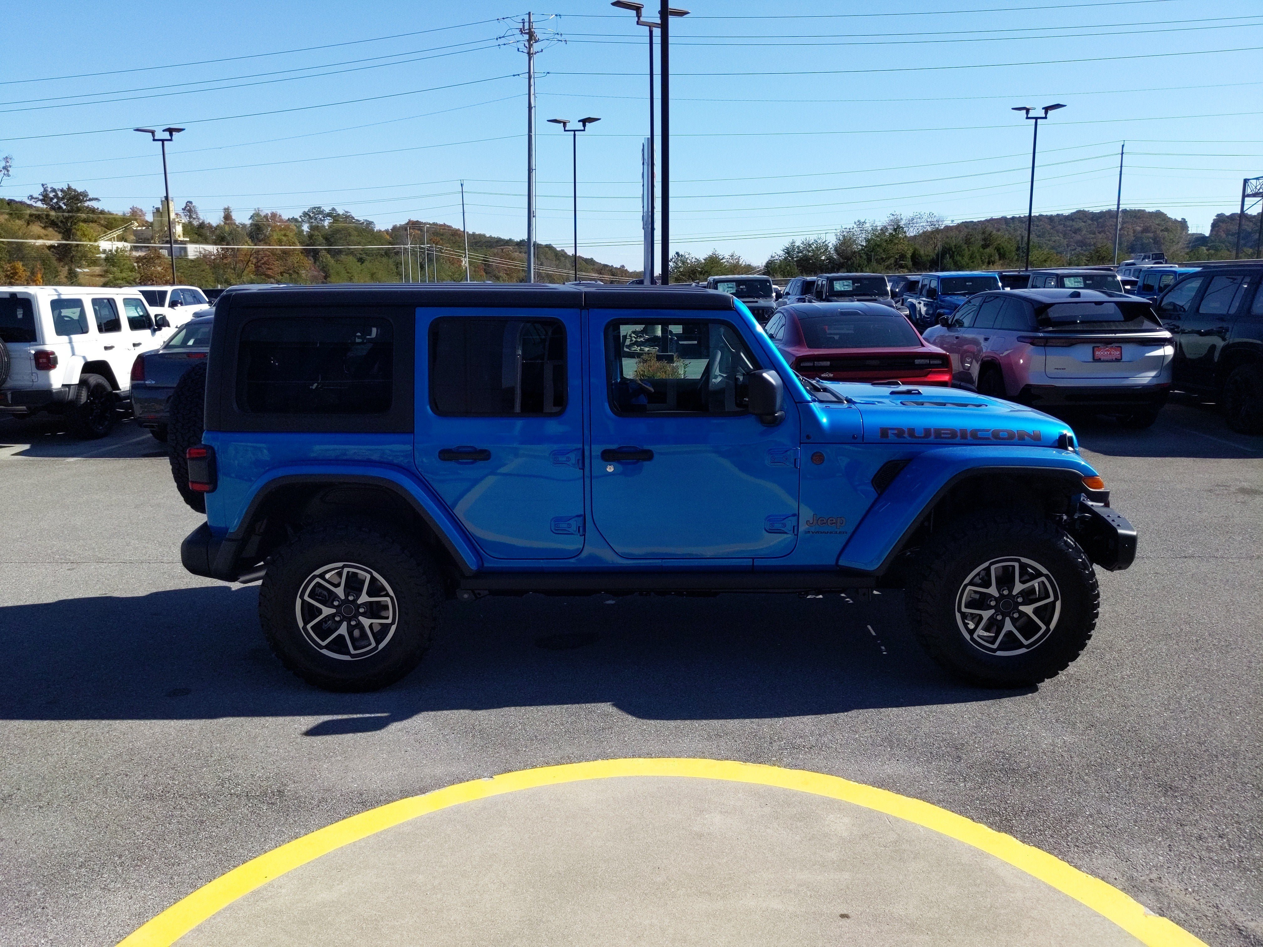 New 2025 Jeep Wrangler Unlimited Rubicon w/ Steel Bumper Group AWD/4WD image 5