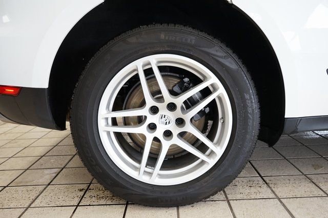 Used 2018 Porsche Macan image 61