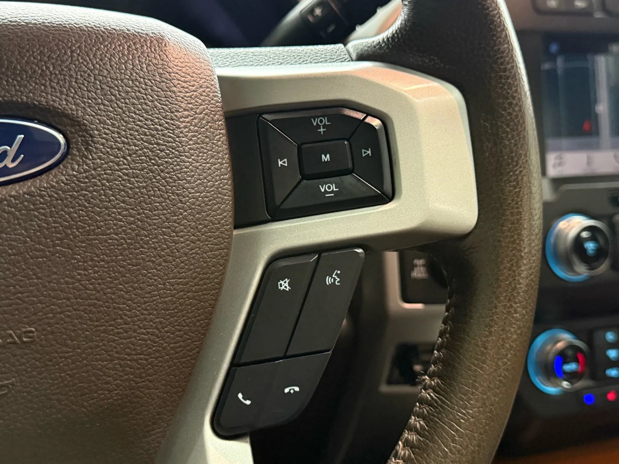 Used 2019 Ford F250 King Ranch w/ King Ranch Ultimate Package image 22