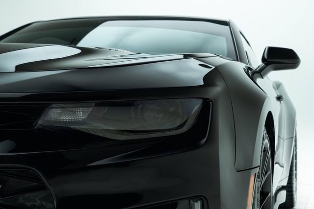 Used 2018 Chevrolet Camaro ZL1 image 11
