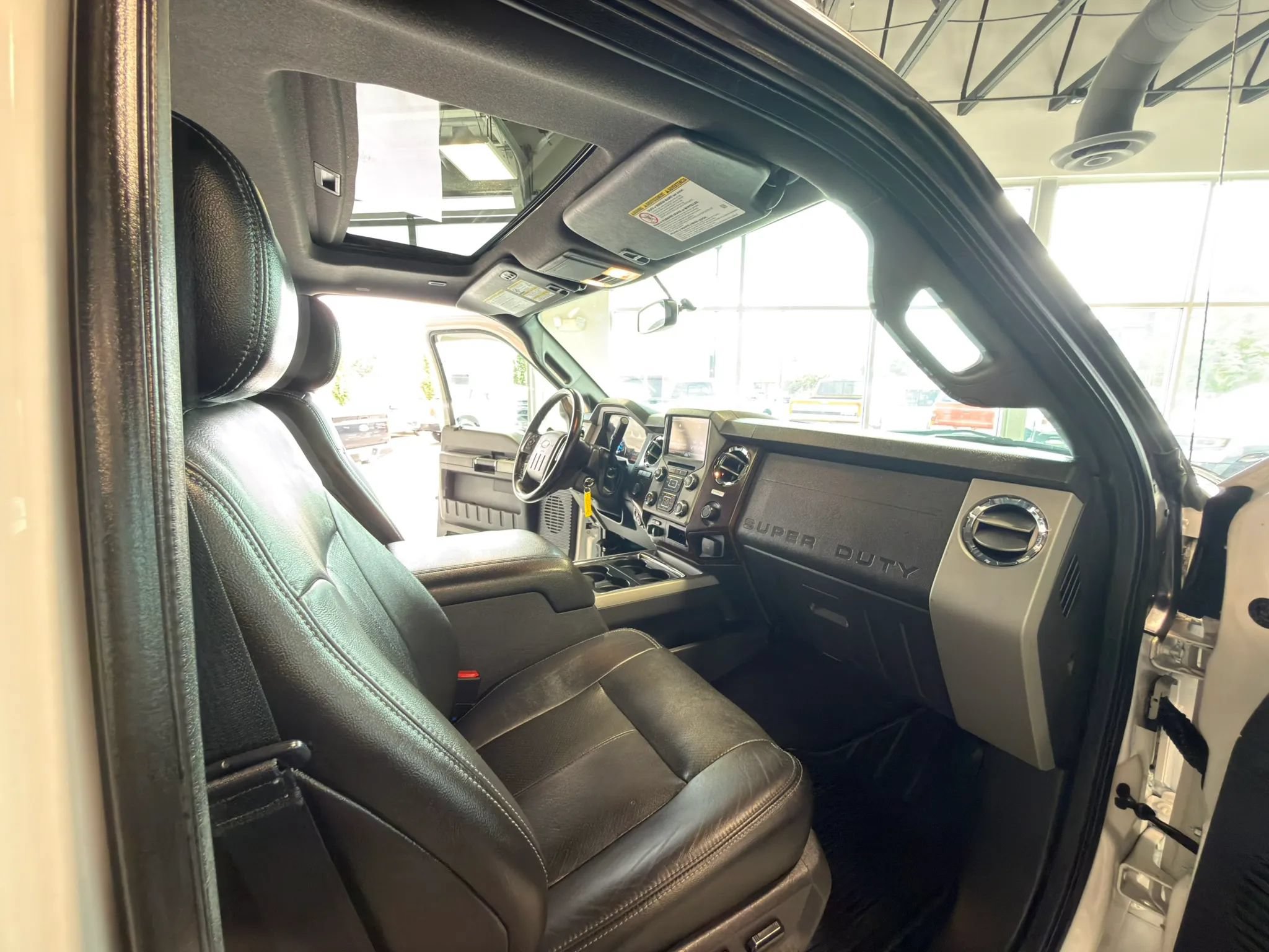 Used 2016 Ford F350 Lariat w/ Lariat Ultimate Package AWD/4WD image 19