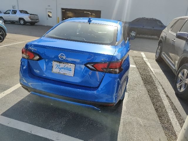 Used 2022 Nissan Versa SV FWD image 12