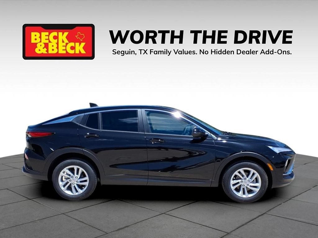 New 2026 Buick Envista Preferred FWD image 4